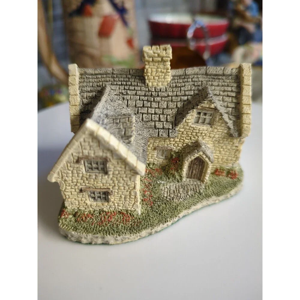 David Winter Cotswold Cottage 1981 Regions Figural House Great Britain